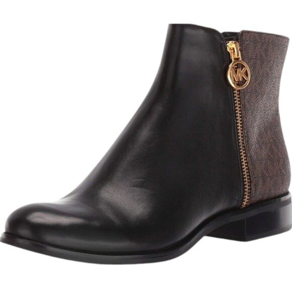Michael Kors Britt Signature Logo Trim Ankle Boot NIB - Picture 3 of 3